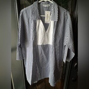Harshman NWT Striped Blue and White Women’s Tunic Shirt